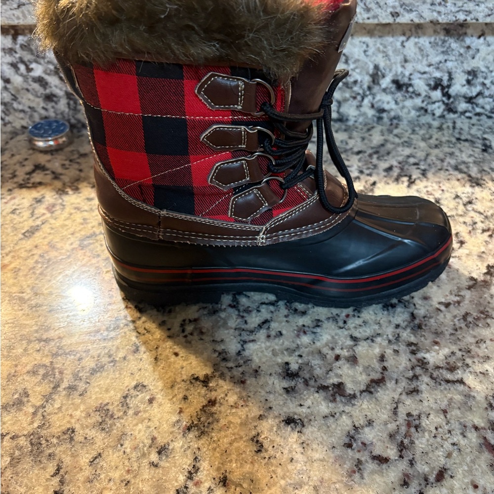 Natural Reflections Red Buffalo Plaid Faux Fur Winter Rain Boots - Picture 5 of 7